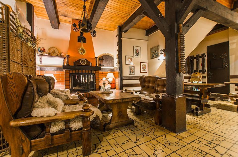 Karczma U Wallenroda Ryn  Exterior foto